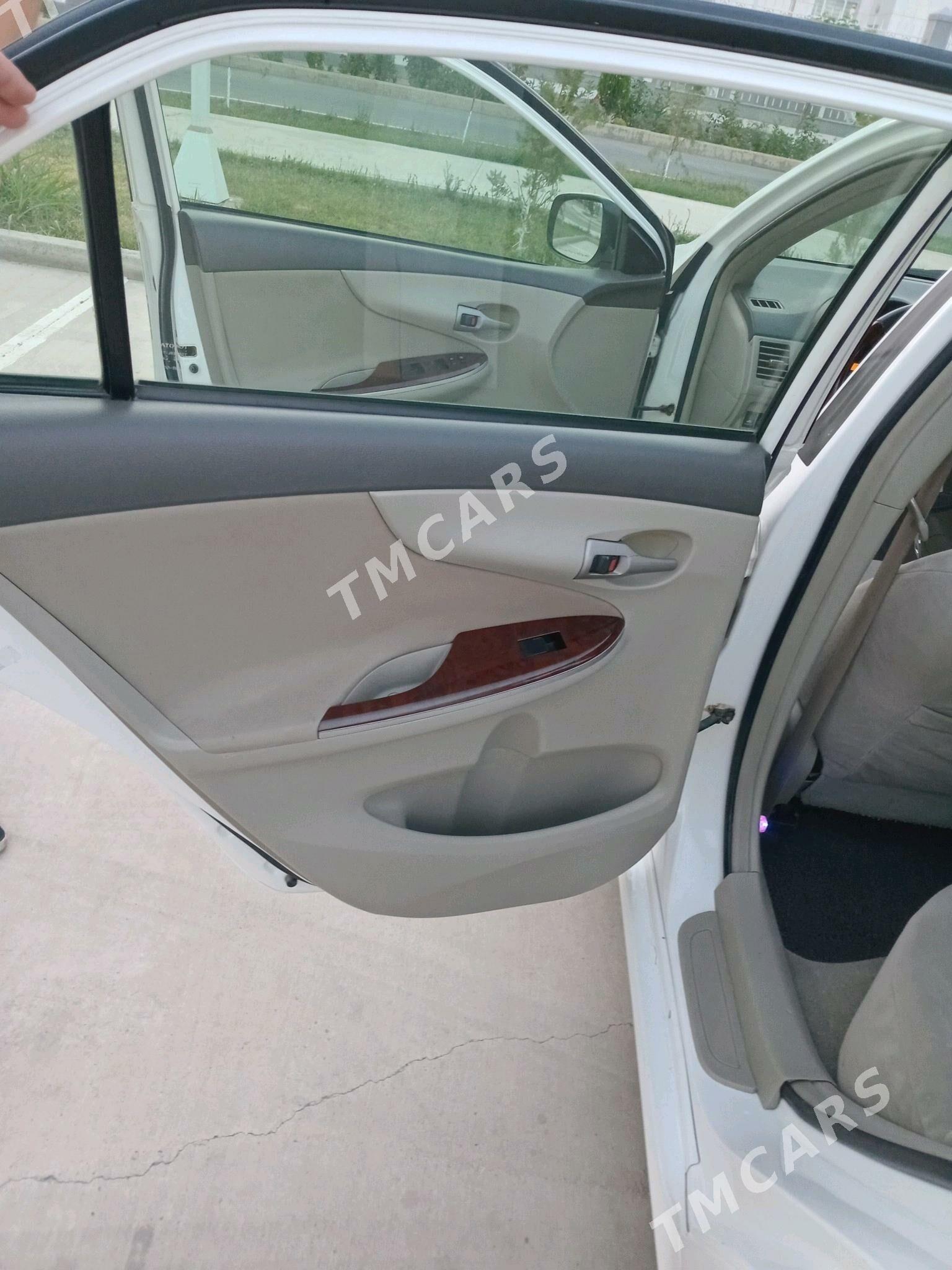 Toyota Corolla 2010 - 170 000 TMT - Aşgabat - img 3