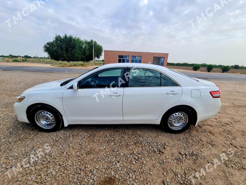 Toyota Camry 2011 - 165 000 TMT - Halaç - img 4