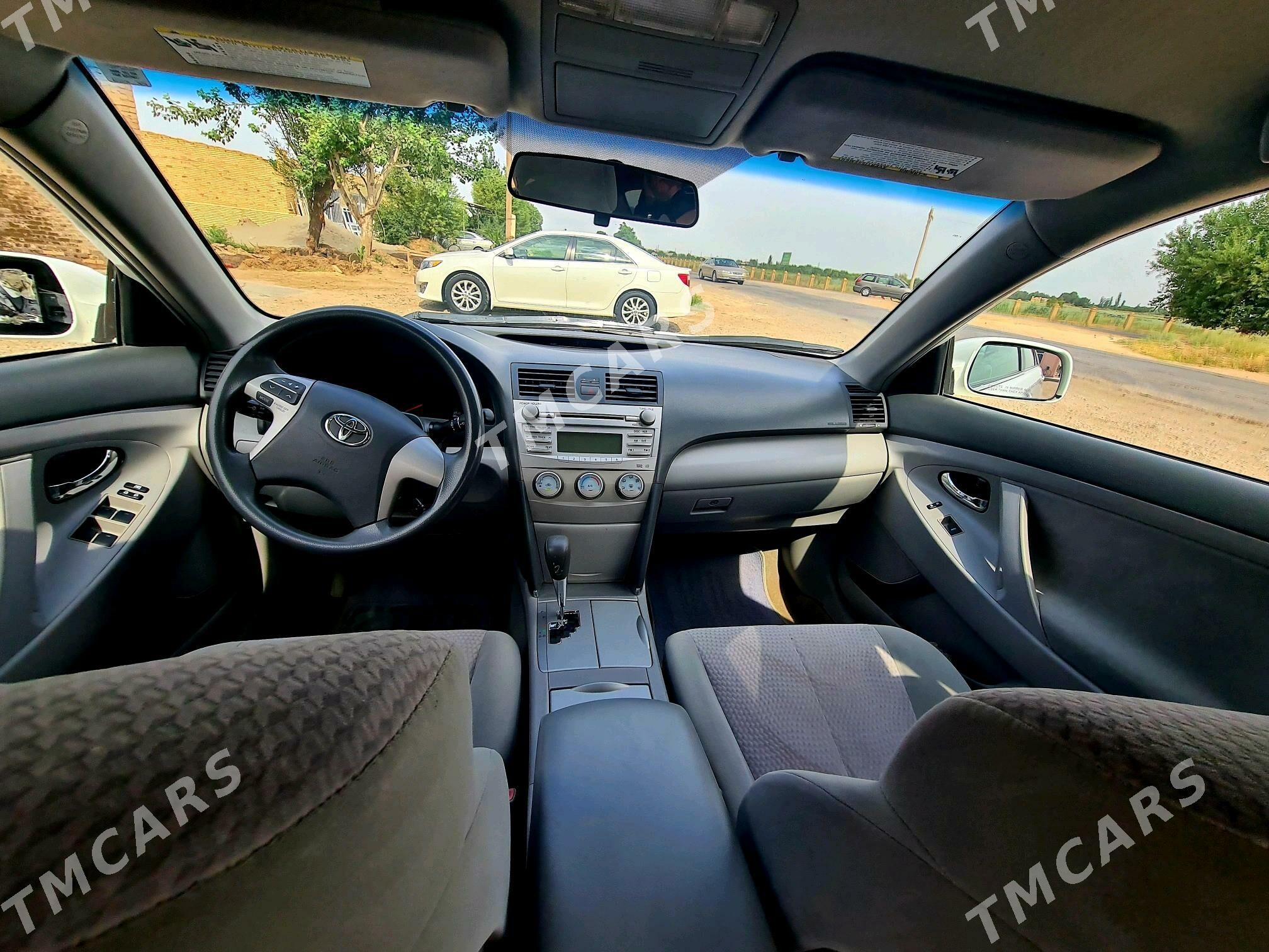 Toyota Camry 2011 - 165 000 TMT - Halaç - img 8