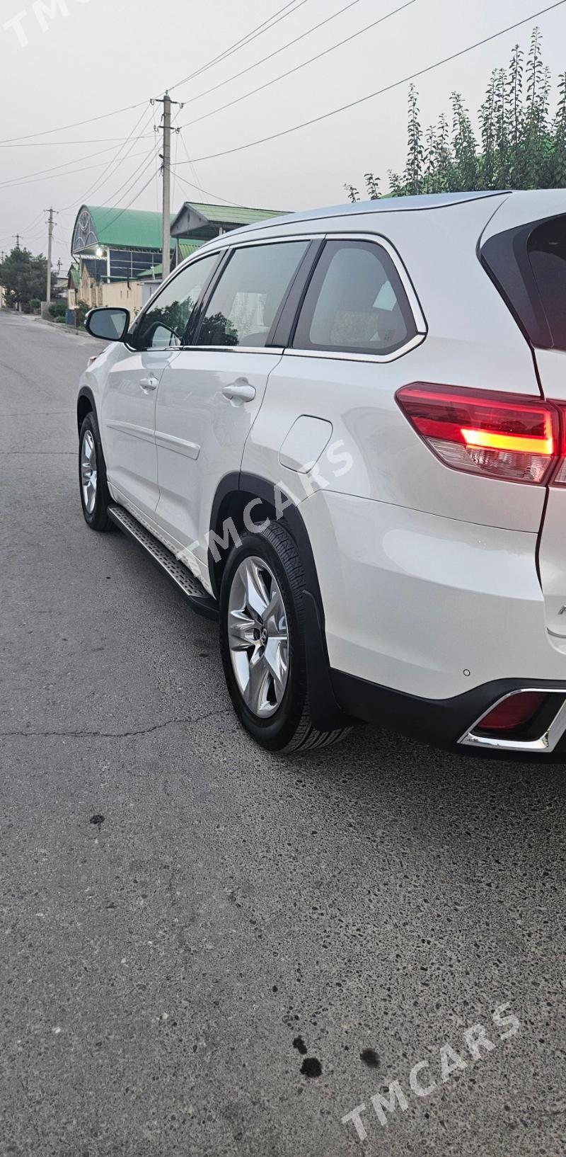 Toyota Highlander 2018 - 450 000 TMT - Aşgabat - img 5