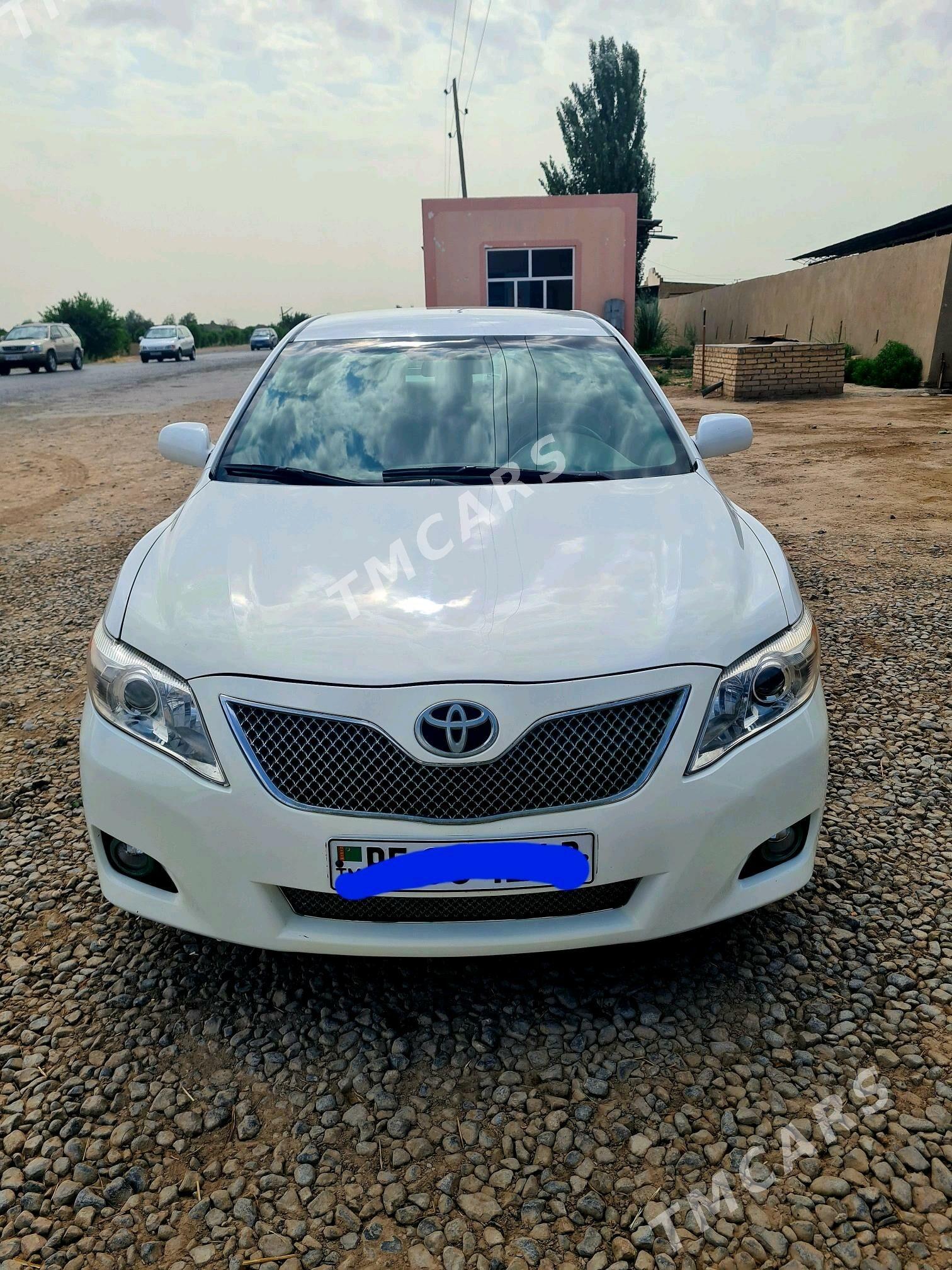 Toyota Camry 2011 - 165 000 TMT - Halaç - img 9