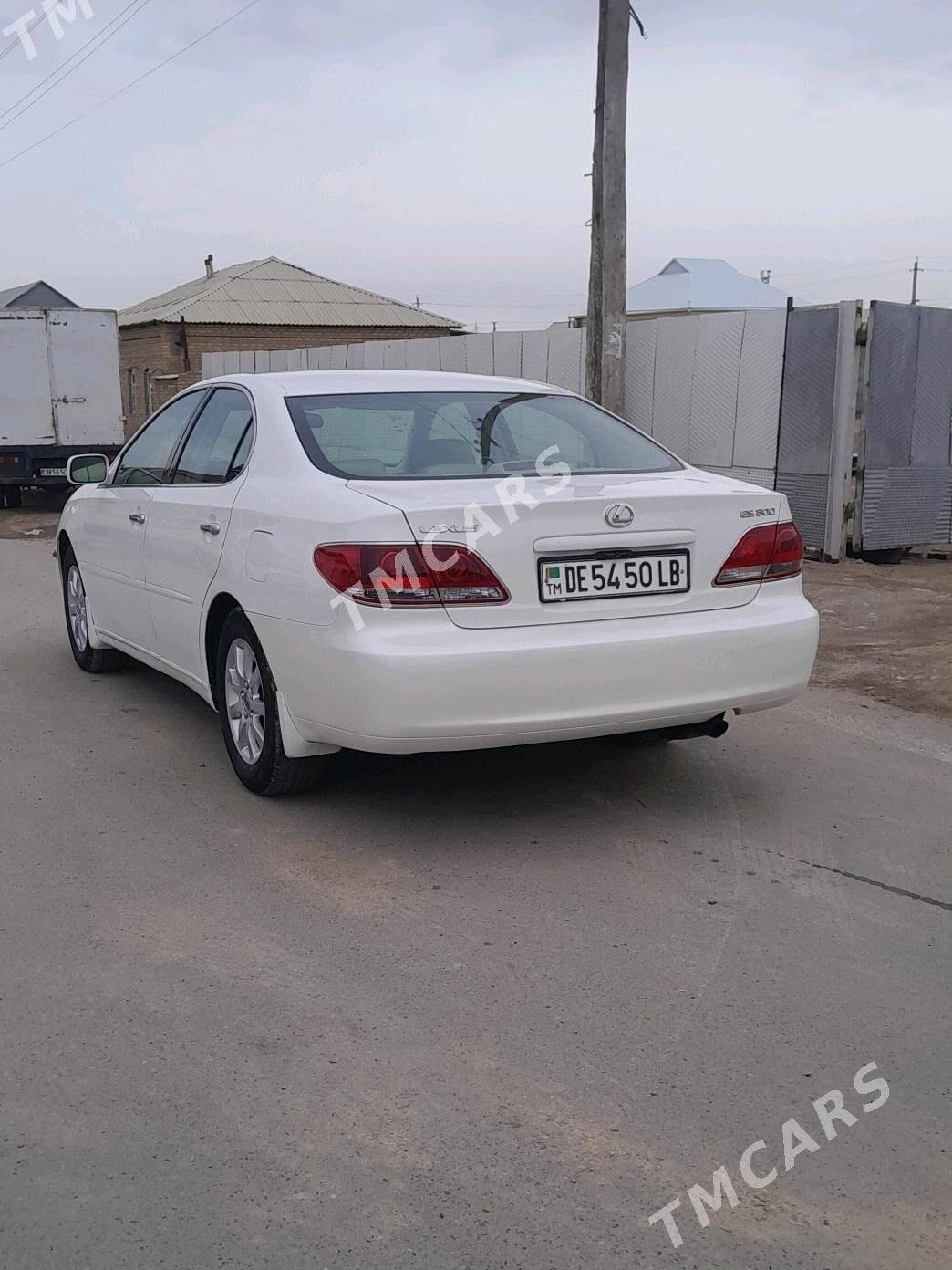 Lexus ES 300 2002 - 165 000 TMT - Darganata - img 2