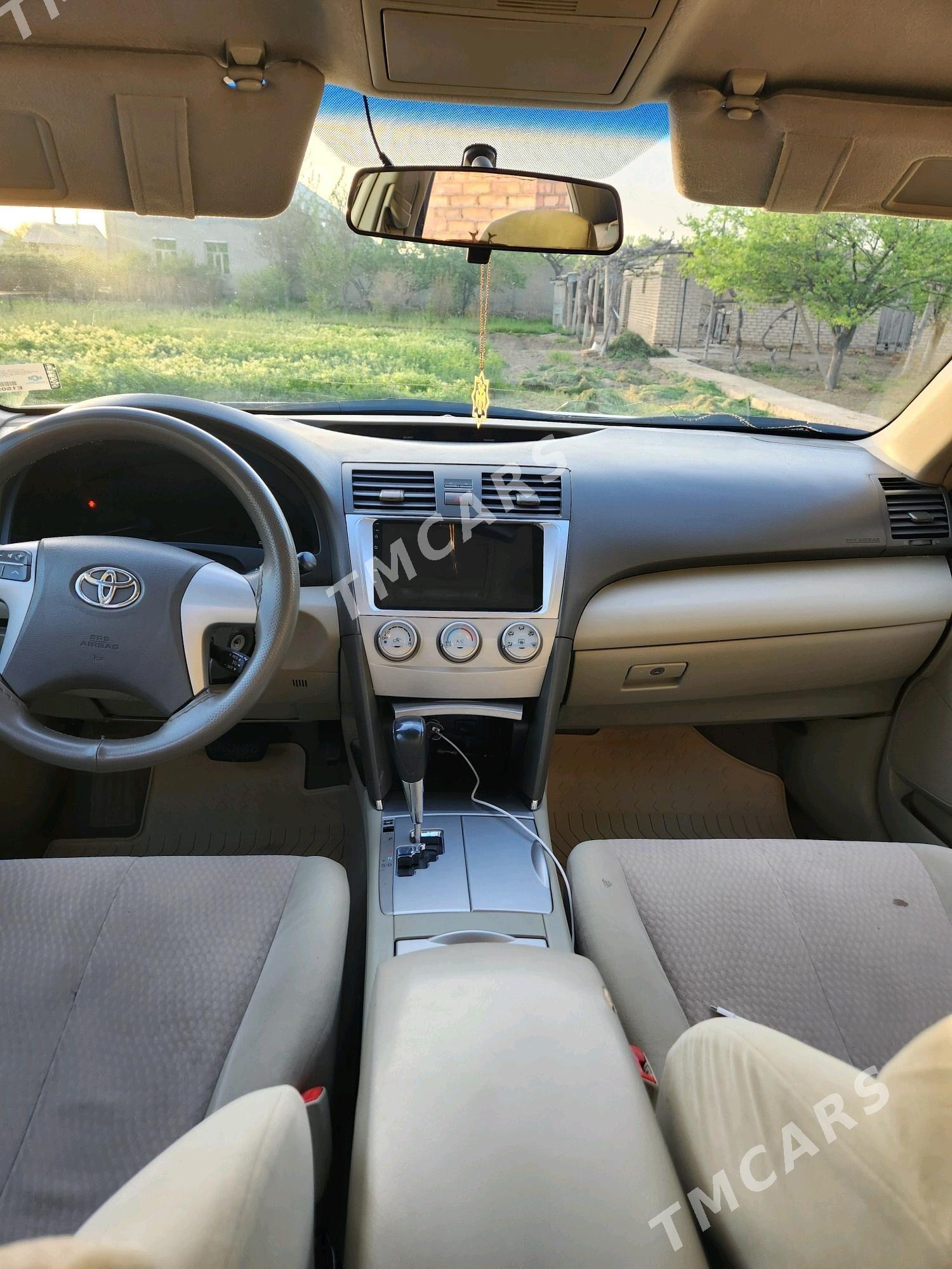 Toyota Camry 2010 - 183 000 TMT - Mary - img 6