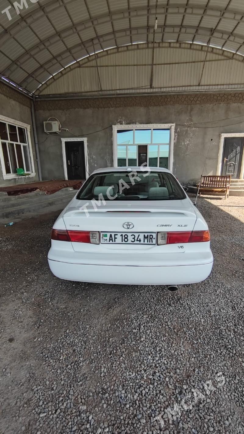 Toyota Camry 2000 - 130 000 TMT - Мары - img 6