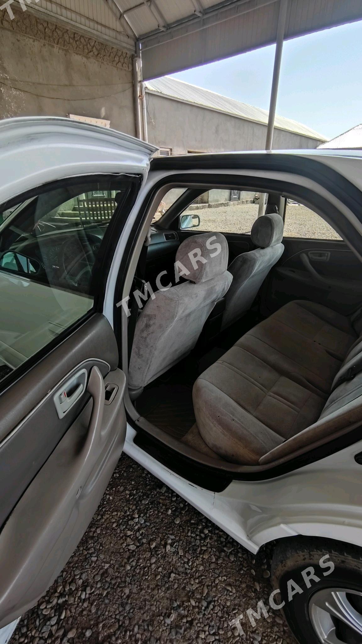 Toyota Camry 2000 - 130 000 TMT - Мары - img 7