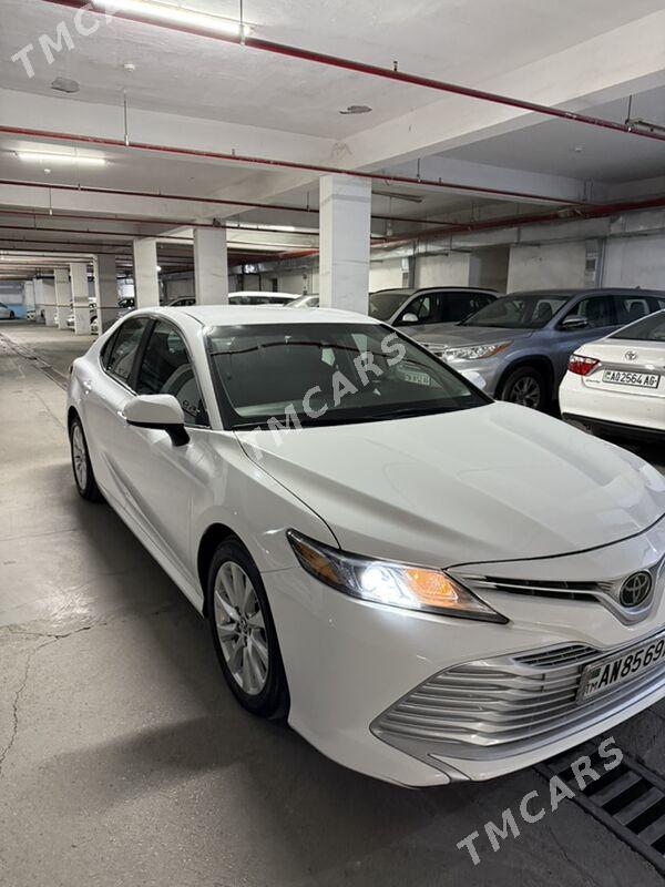 Toyota Camry 2018 - 310 000 TMT - Aşgabat - img 4