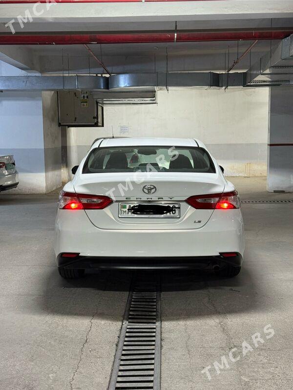 Toyota Camry 2018 - 310 000 TMT - Aşgabat - img 9