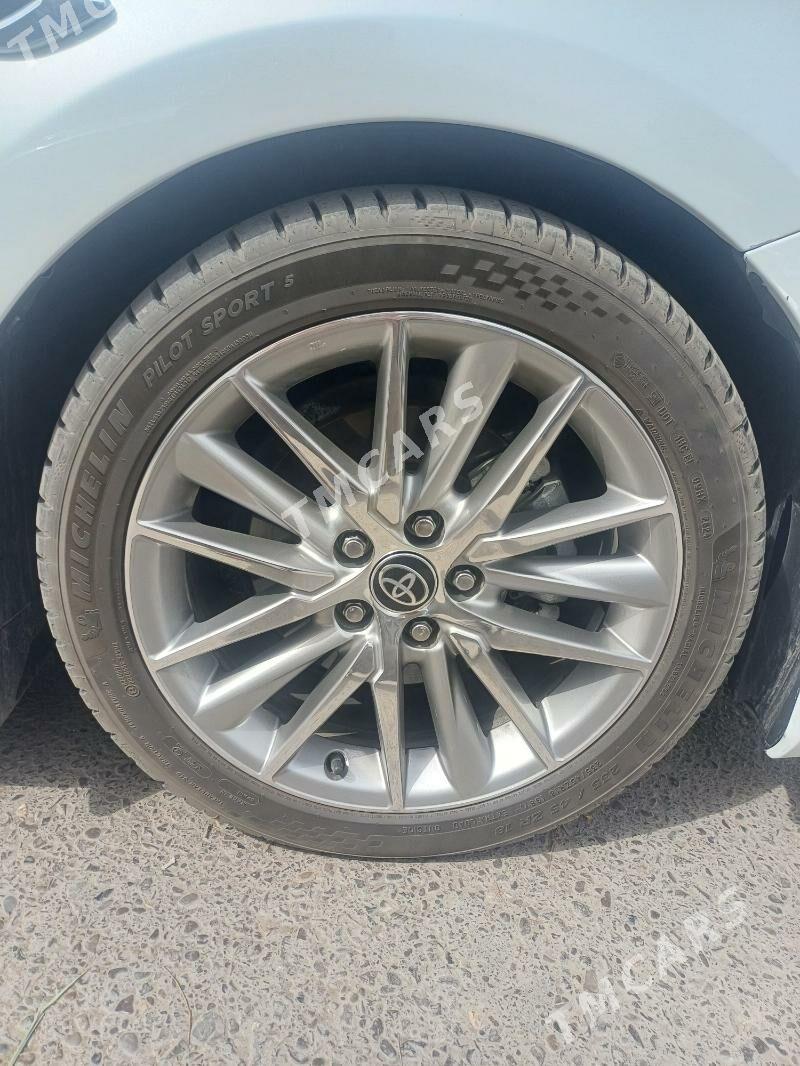 Toyota Camry 2023 - 422 000 TMT - Ашхабад - img 2