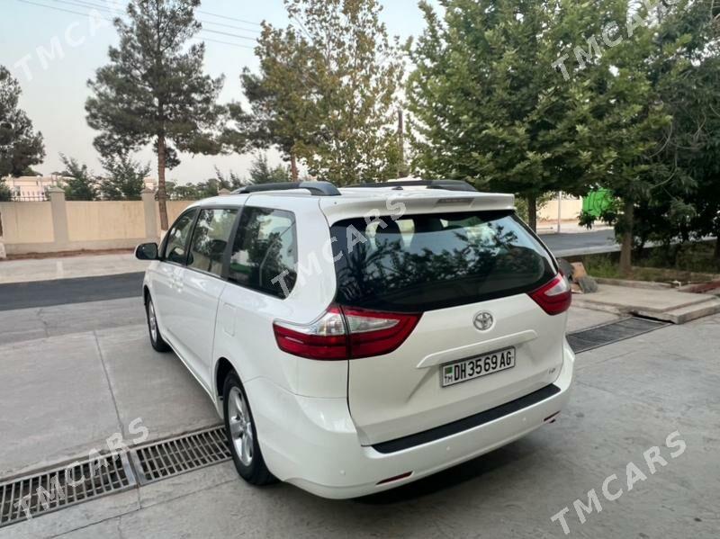 Toyota Sienna 2017 - 360 000 TMT - Aşgabat - img 6