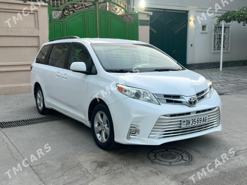 Toyota Sienna 2017 - 360 000 TMT - Aşgabat - img 4
