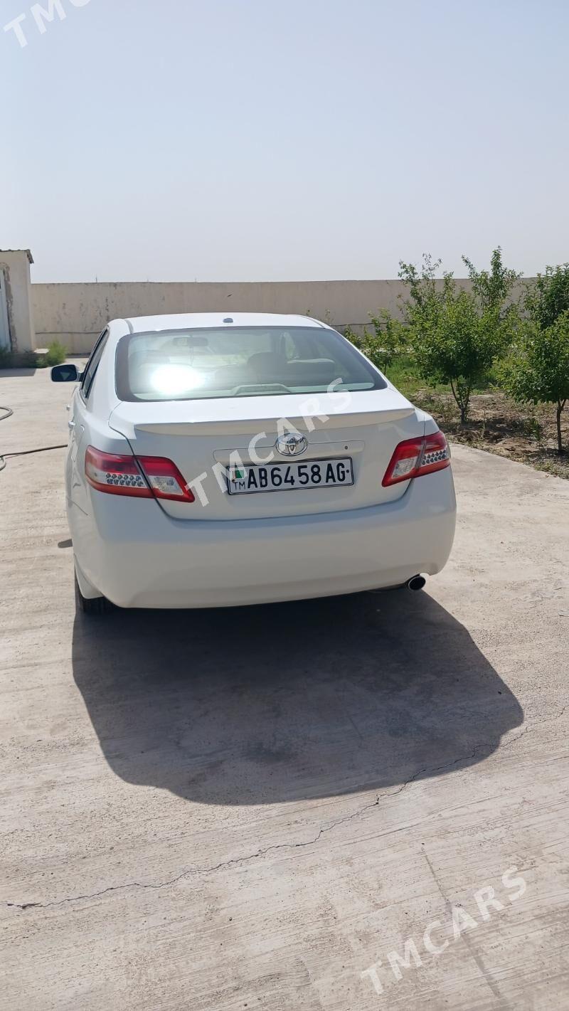 Toyota Camry 2010 - 180 000 TMT - Гёкдепе - img 4