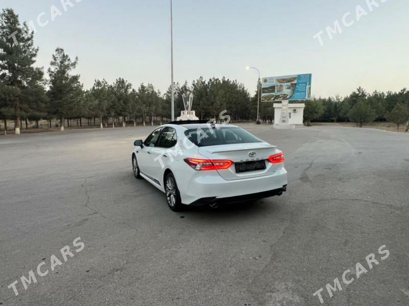 Toyota Camry 2018 - 420 000 TMT - Aşgabat - img 3