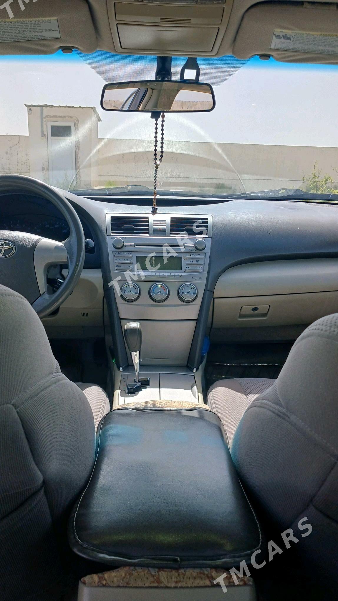 Toyota Camry 2010 - 180 000 TMT - Гёкдепе - img 8