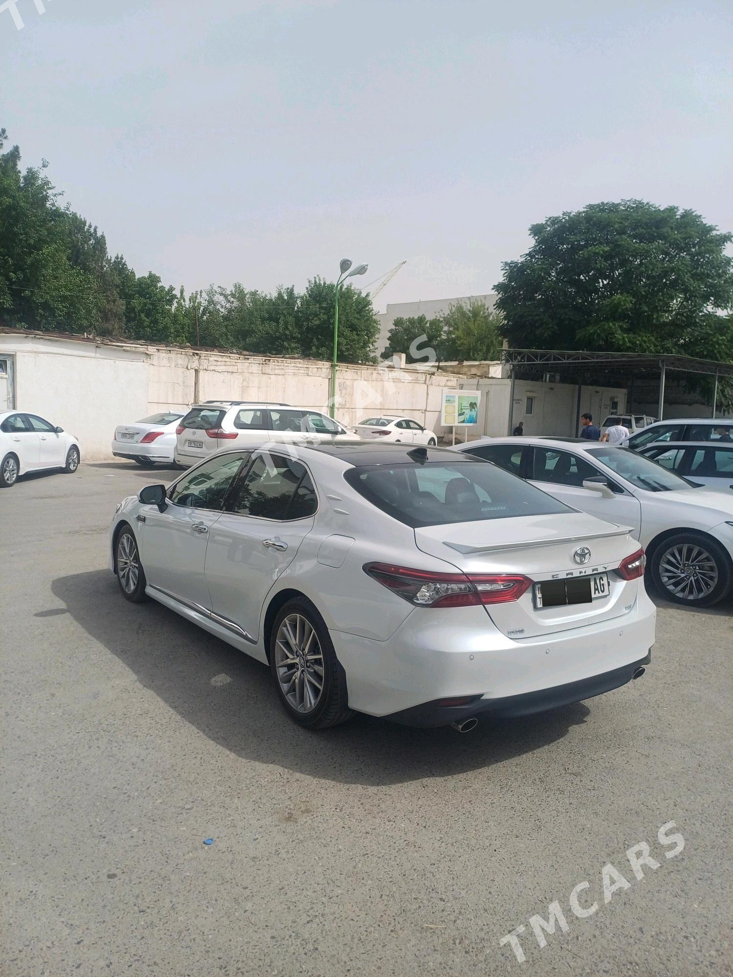 Toyota Camry 2023 - 422 000 TMT - Ашхабад - img 10