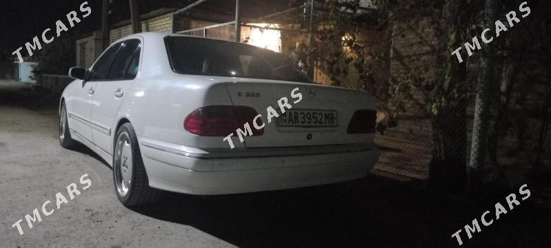 Mercedes-Benz E320 2001 - 110 000 TMT - Mary - img 4