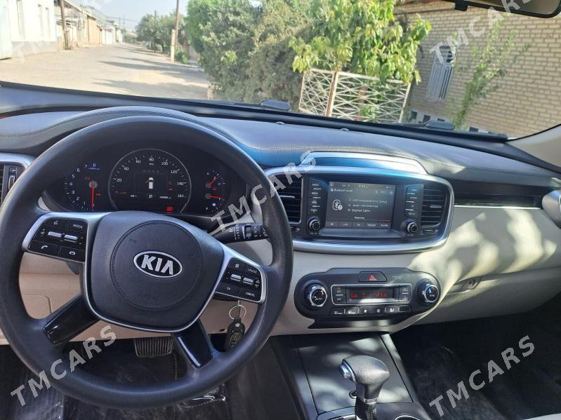 Kia Sorento 2019 - 300 000 TMT - Ёлётен - img 2