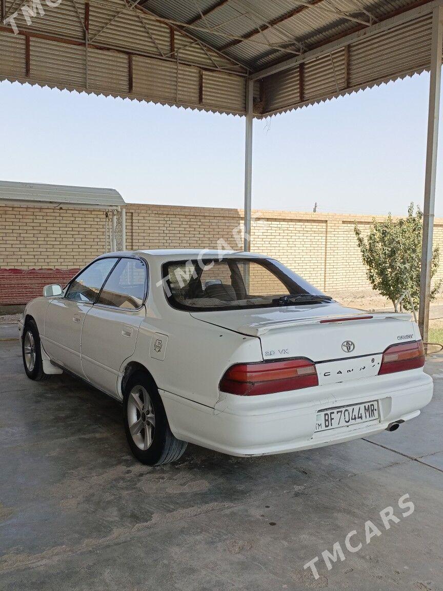Toyota Vista 1992 - 36 000 TMT - Байрамали - img 1