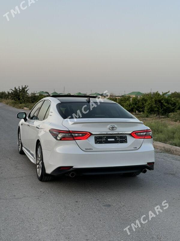 Toyota Camry 2018 - 360 000 TMT - Büzmeýin - img 3