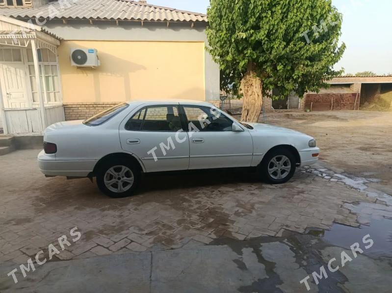Toyota Camry 1993 - 70 000 TMT - Türkmengala - img 4