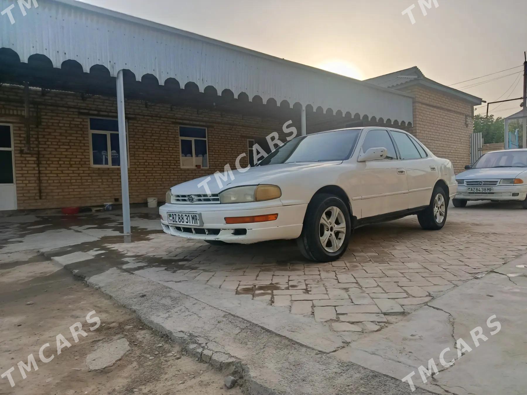 Toyota Camry 1993 - 70 000 TMT - Türkmengala - img 2