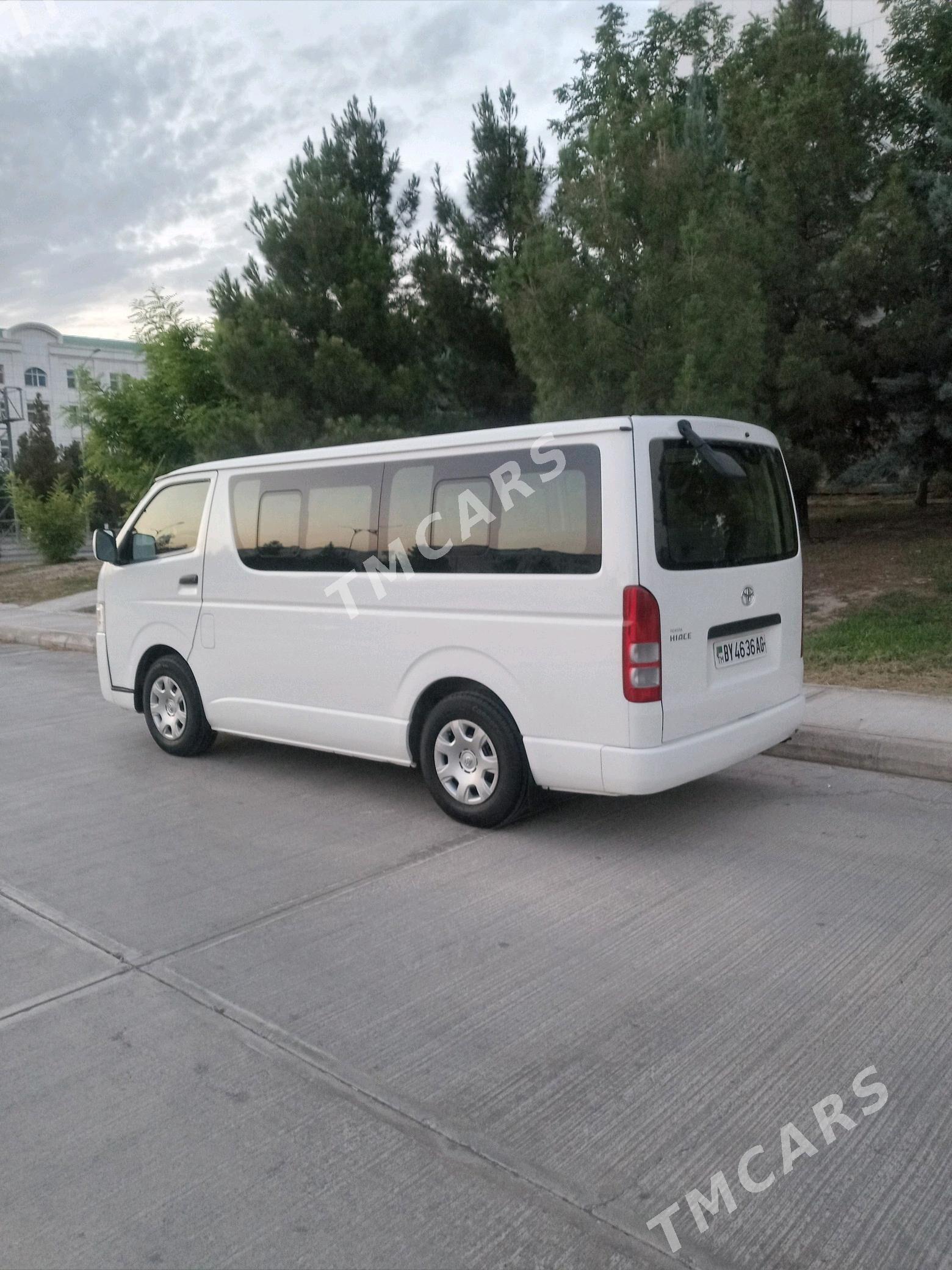Toyota Hiace 2014 - 400 000 TMT - Ашхабад - img 2