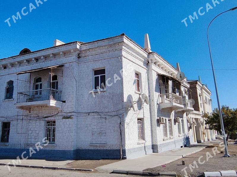 продаётся 3-х комнатная ква-ра - Türkmenbaşy - img 6