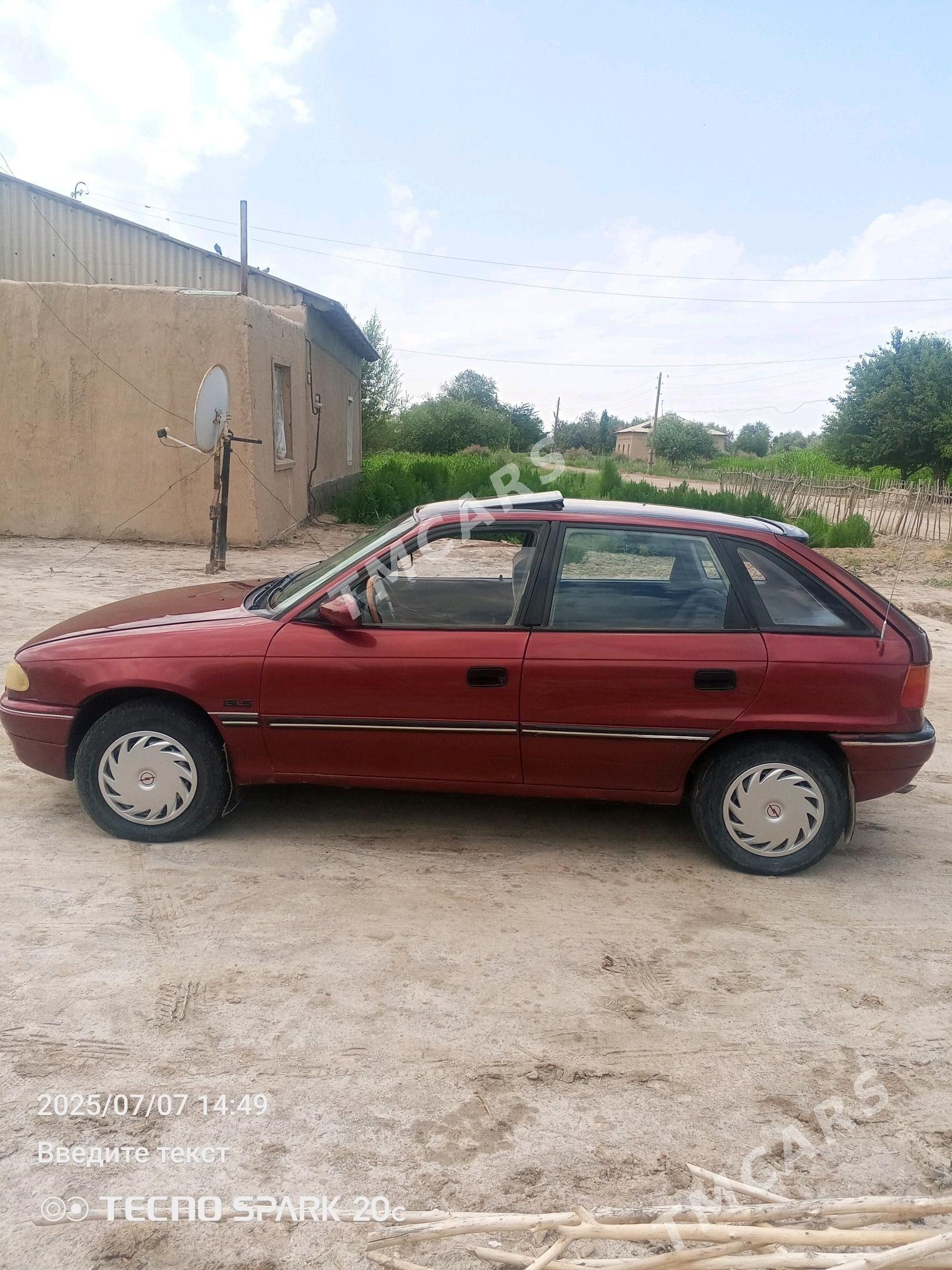 Opel Astra 1993 - 35 000 TMT - Türkmenbaşy etr. - img 4