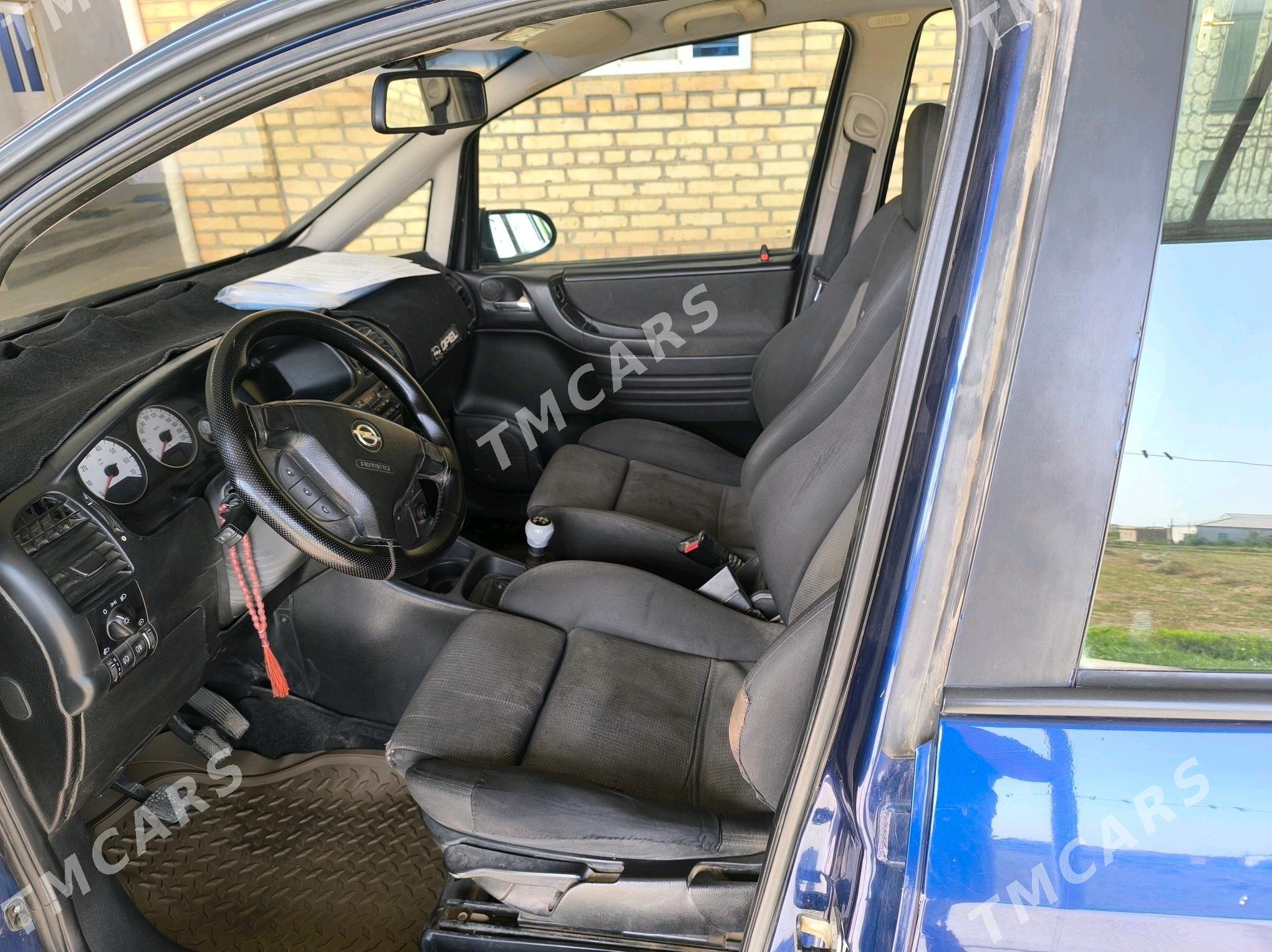 Opel Zafira 2005 - 80 000 TMT - Ýolöten - img 4