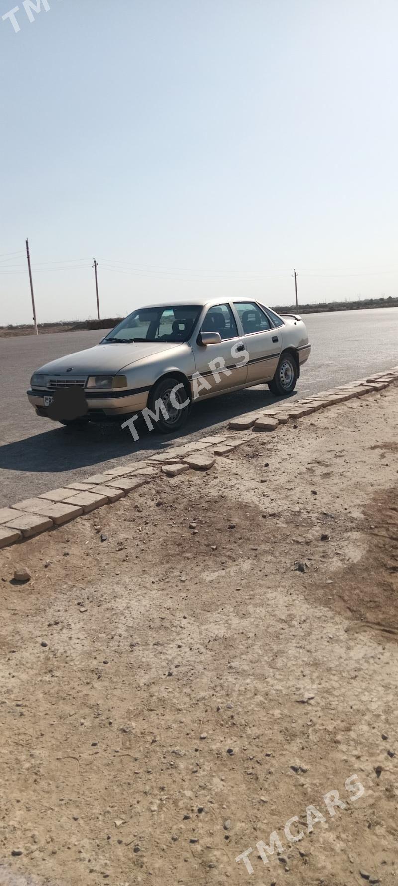 Opel Vectra 1989 - 40 000 TMT - Туркменгала - img 3