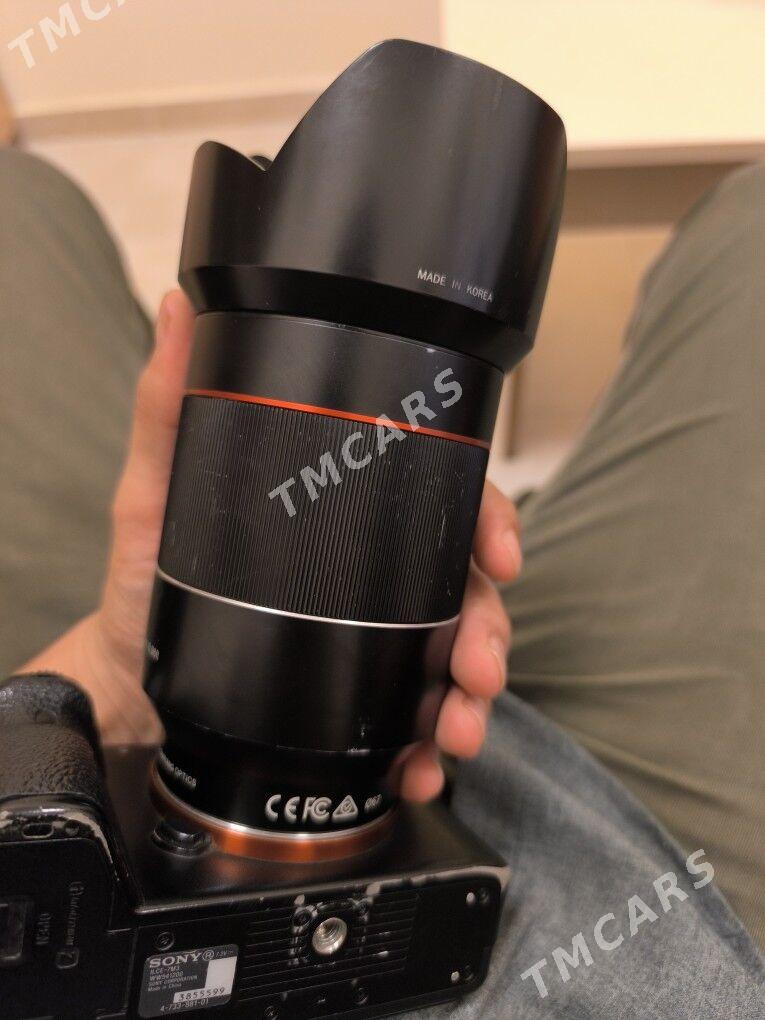 obyektiv sony rokinon 1.4 - Мары - img 2