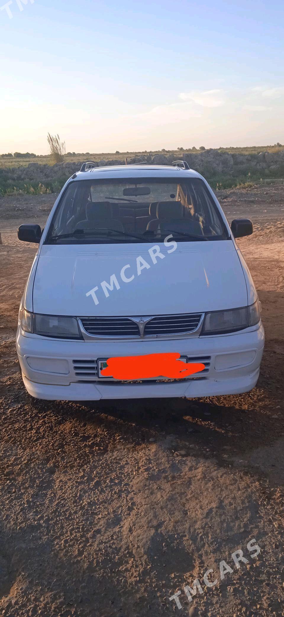 Mitsubishi Chariot 1995 - 35 000 TMT - Мары - img 2
