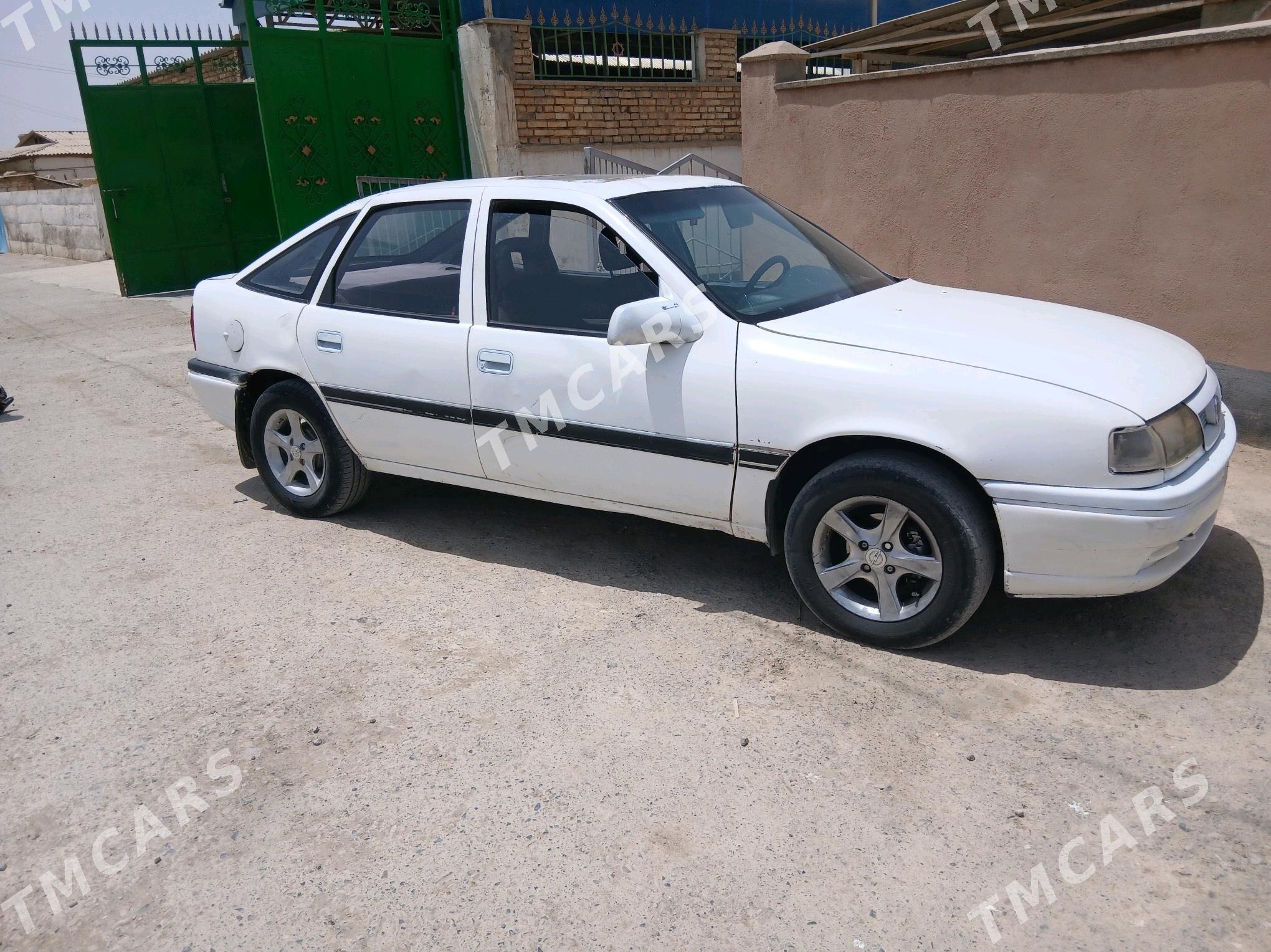 Opel Vectra 1991 - 18 000 TMT - Kaka - img 3