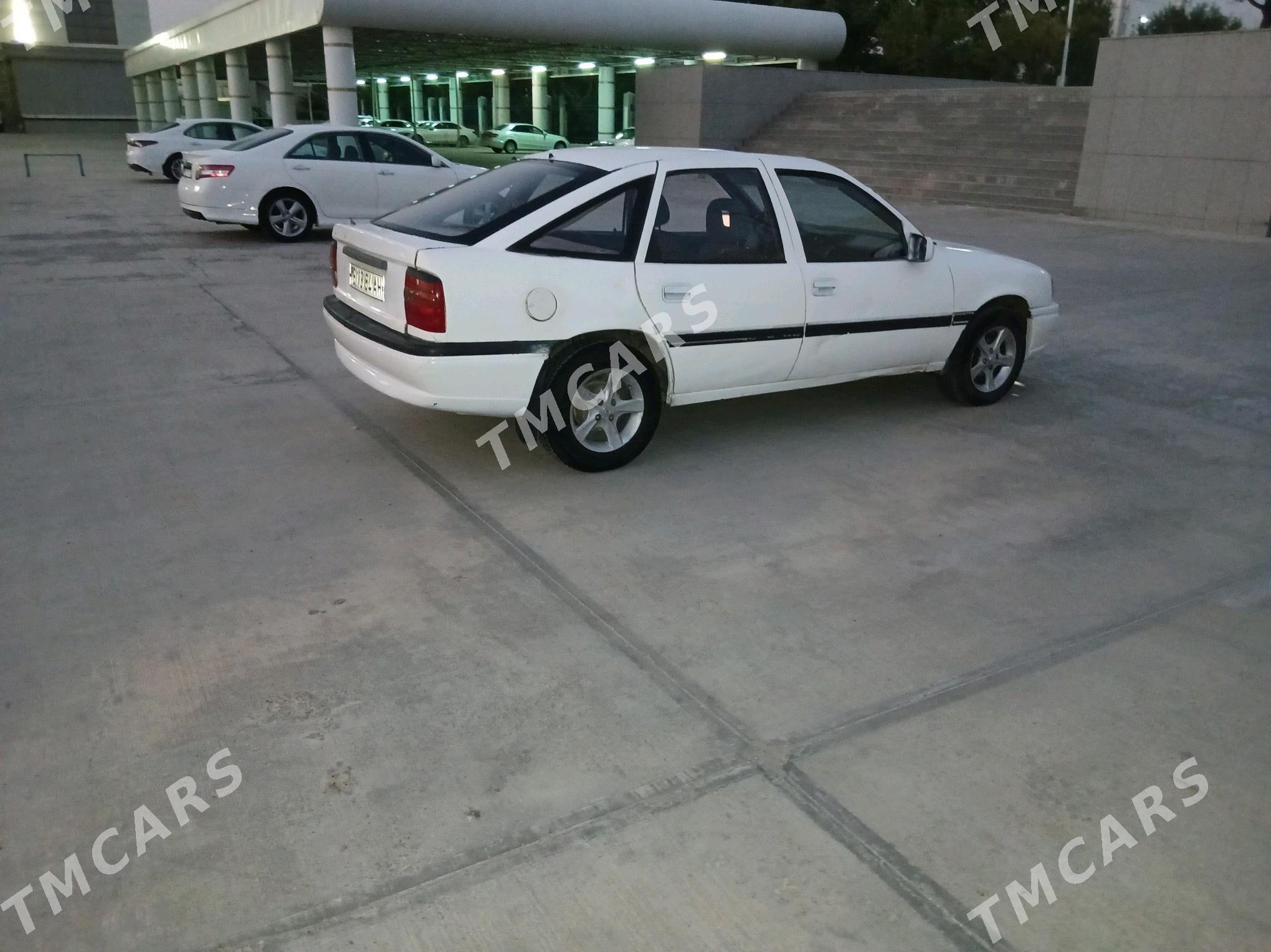 Opel Vectra 1991 - 18 000 TMT - Kaka - img 4