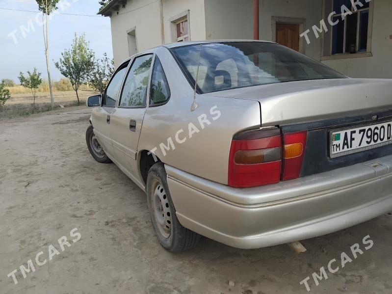 Opel Vectra 1992 - 30 000 TMT - Boldumsaz - img 4