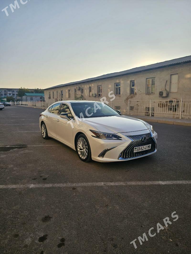 Lexus ES 350 2019 - 685 000 TMT - Мары - img 4