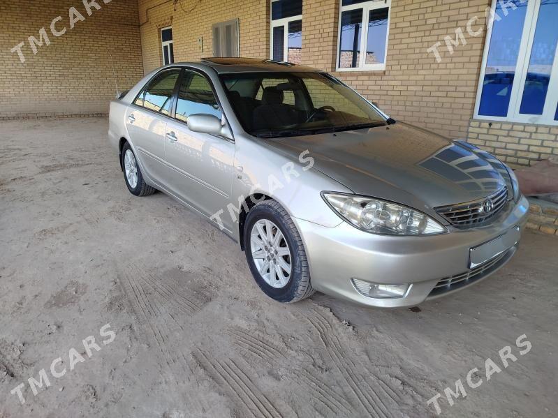 Toyota Camry 2003 - 160 000 TMT - Halaç - img 5