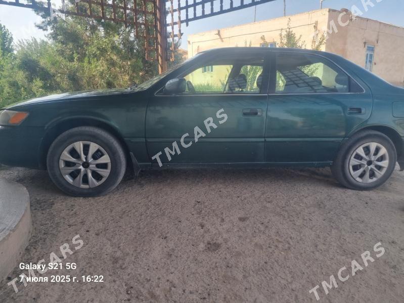 Toyota Camry 1997 - 103 000 TMT - Гурбансолтан Едже - img 1