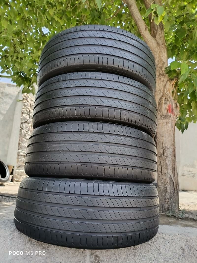 235 55 18 MICHELIN Teker 1 900 TMT - Bedew - img 1