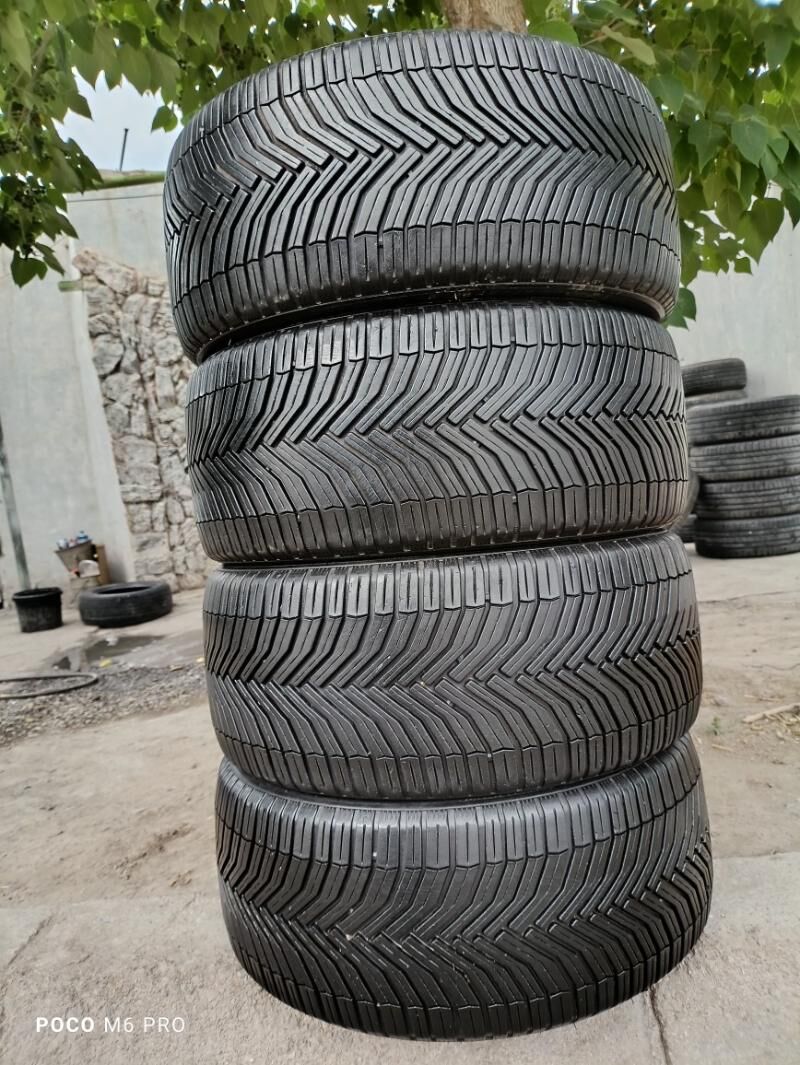 245 40 18 Michelin Teker 2 000 TMT - Bedew - img 3
