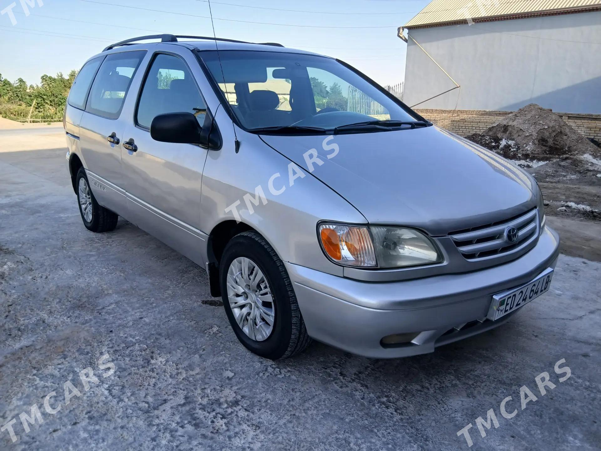 Toyota Sienna 2001 - 143 000 TMT - Kerki - img 3