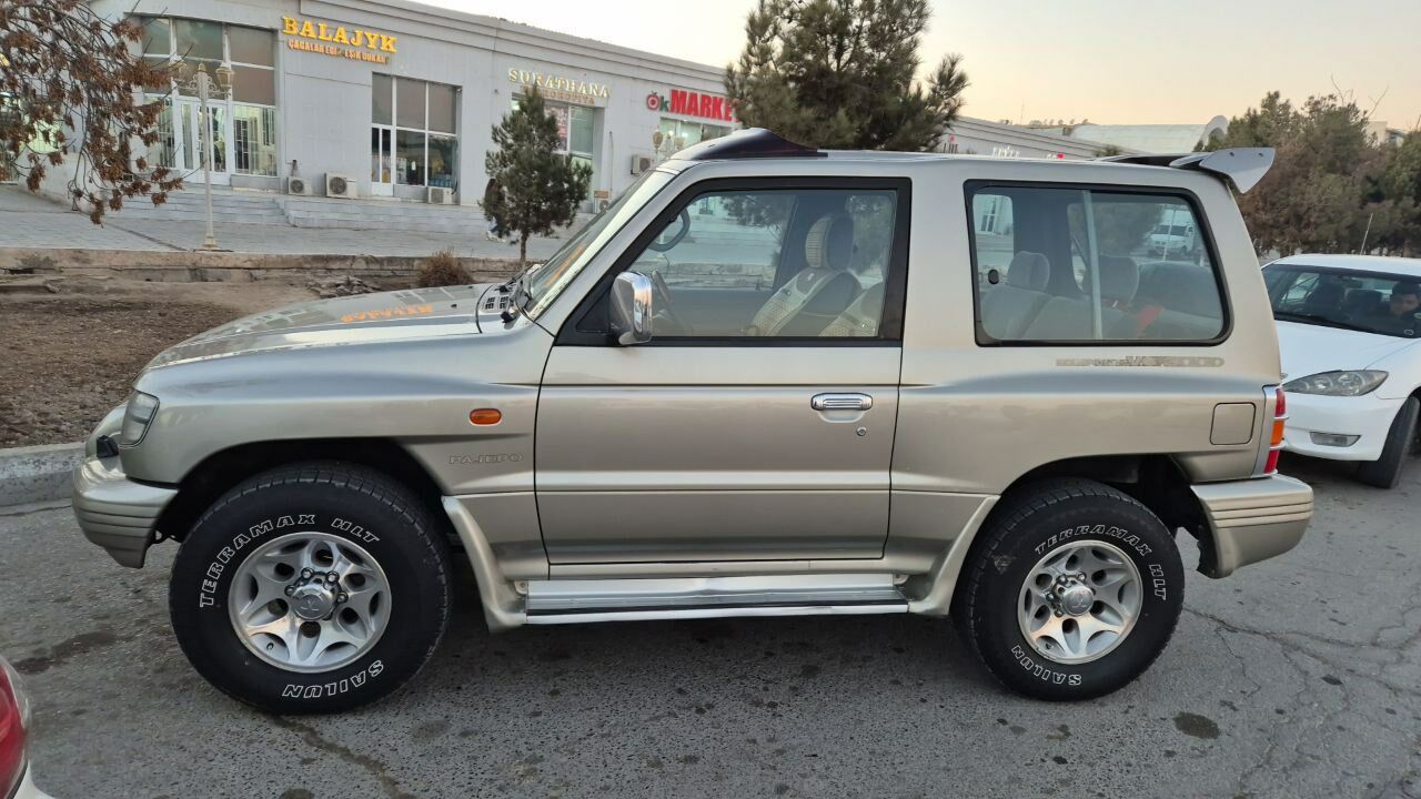 Mitsubishi pajero 1992-1999y 23 000 TMT - Туркменабат - img 1