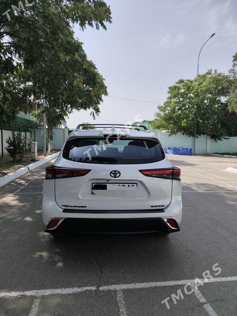 Toyota Highlander 2022 - 670 000 TMT - Aşgabat - img 6