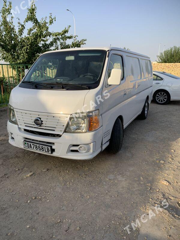 Nissan Urvan 2010 - 119 000 TMT - Türkmenabat - img 5