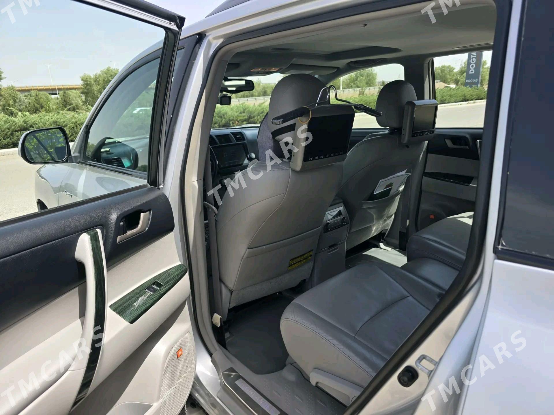 Toyota Highlander 2010 - 315 000 TMT - Туркменабат - img 2
