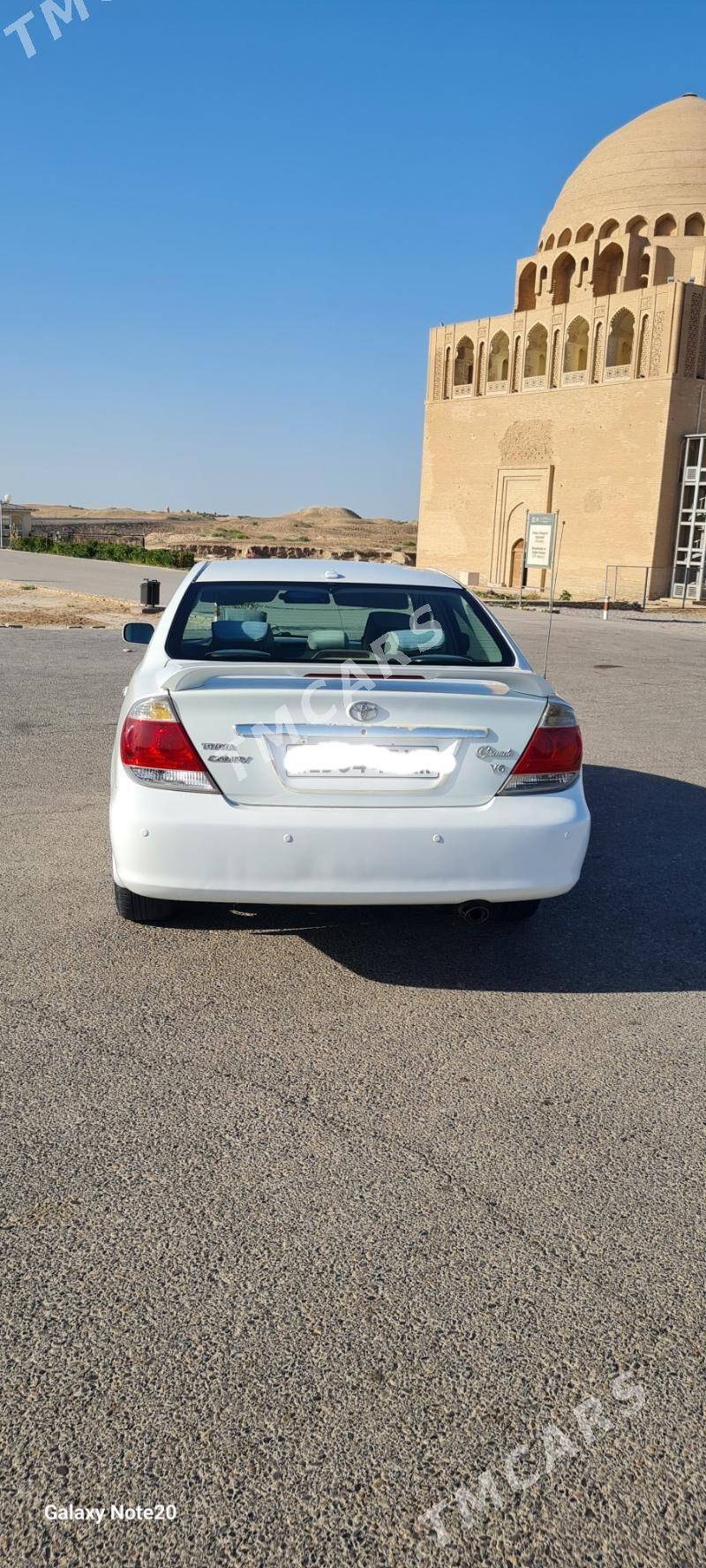 Toyota Camry 2005 - 150 000 TMT - Mary - img 5