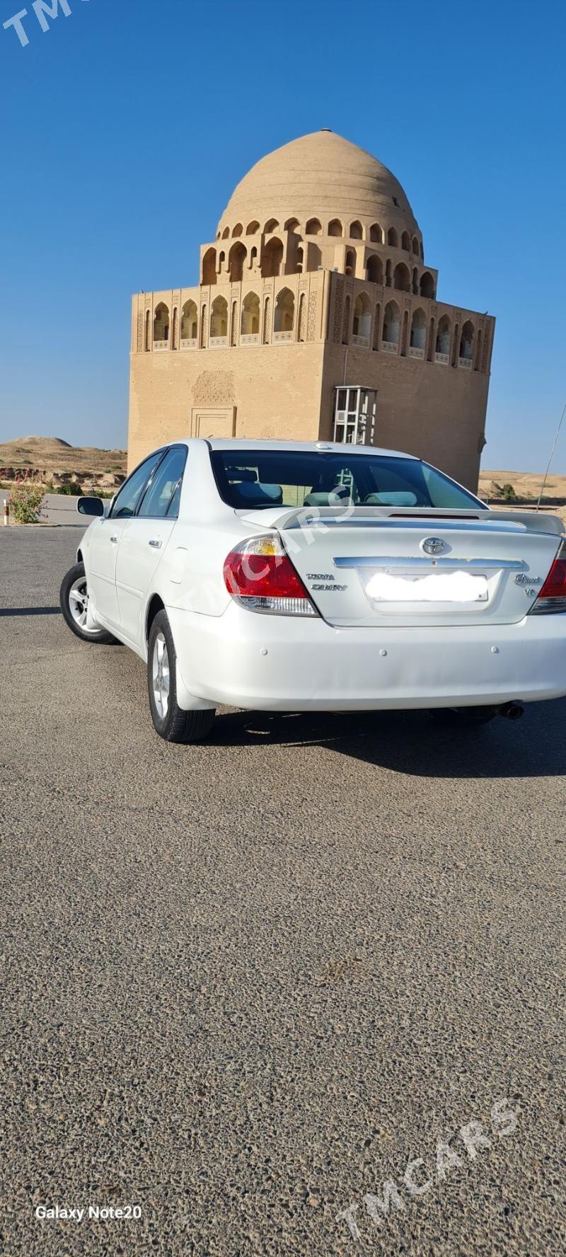 Toyota Camry 2005 - 150 000 TMT - Mary - img 6