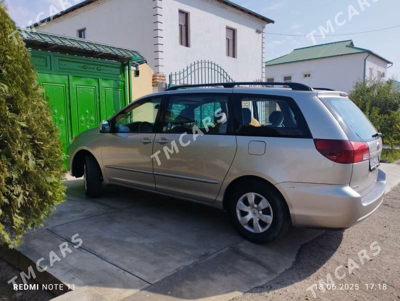 Toyota Sienna 2004 - 265 000 TMT - Köneürgenç - img 6