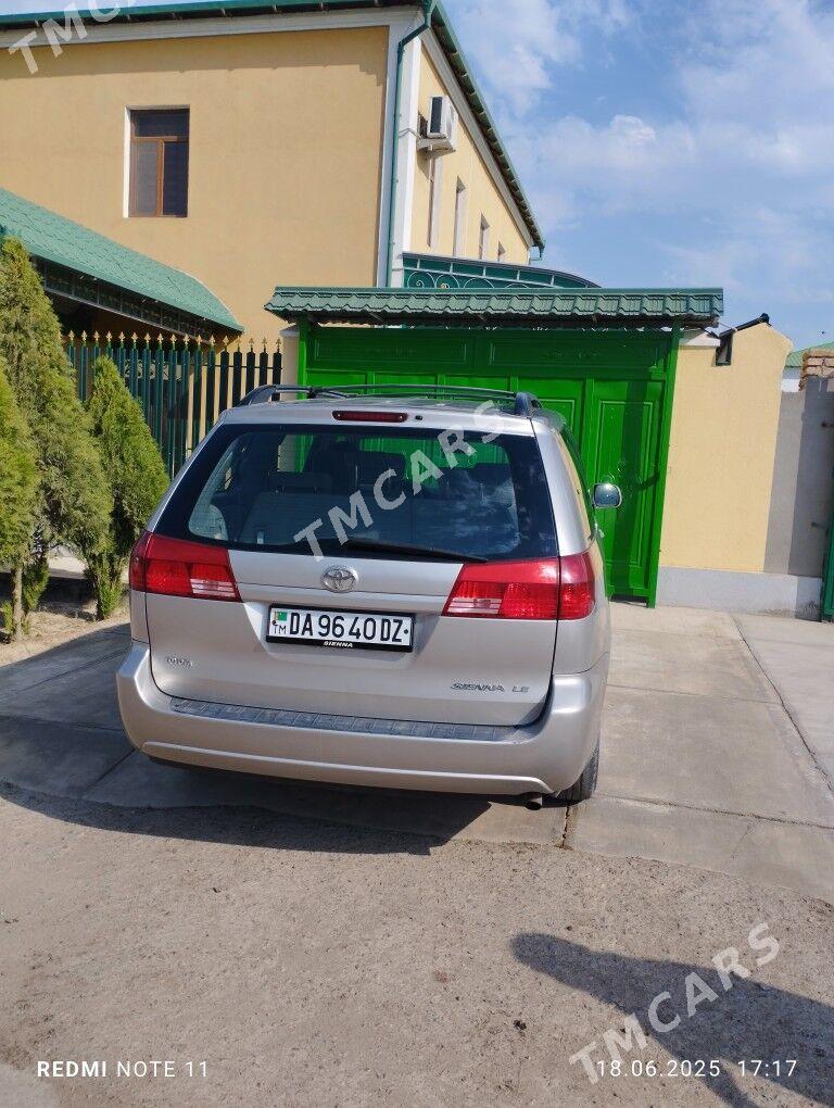 Toyota Sienna 2004 - 265 000 TMT - Köneürgenç - img 4