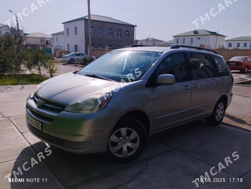 Toyota Sienna 2004 - 265 000 TMT - Köneürgenç - img 3