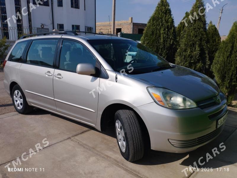 Toyota Sienna 2004 - 265 000 TMT - Köneürgenç - img 9
